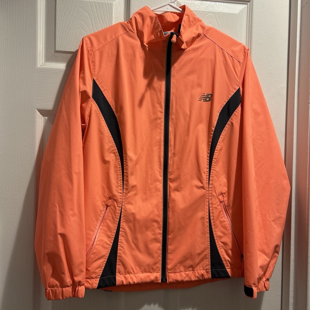 New Balance Women's Full-Zip Running Windbreaker Jacket (Medium)